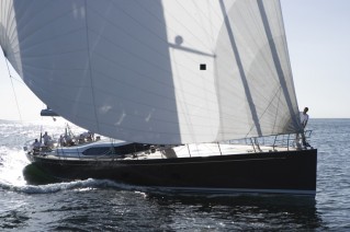 Southern Wind SW 100 DS - Reaching